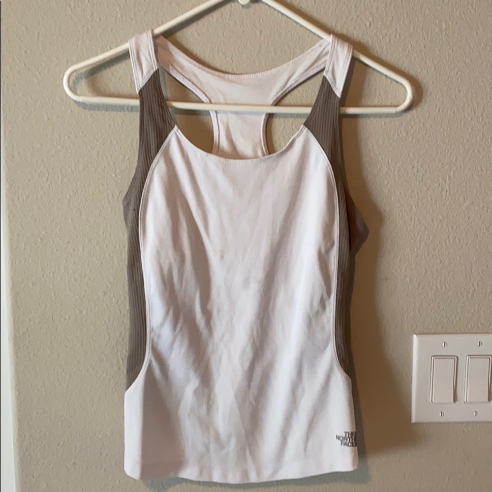 Athletic tank top